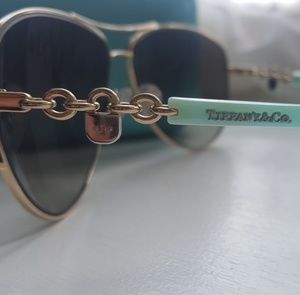 Authentic Tiffany Blue PALE GOLD 🌞Sunglasses!!💕